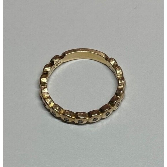 Chic Gold-Tone Women's Ring - Picture 2 of 8